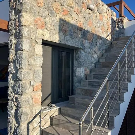 Bungalow Med Privat Saltvannsbasseng Pa Dejablue Kalogrea Exterior photo