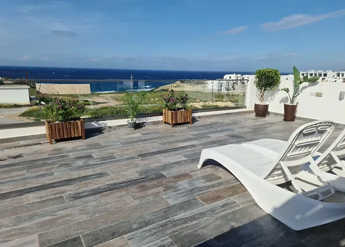 Bungalow Med Privat Saltvannsbasseng Pa Dejablue